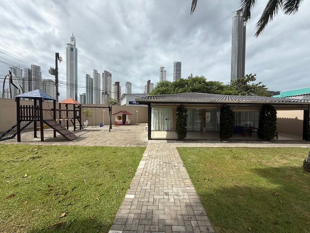 Casa no Cond. Boulevard da Barra Park Residence em Balneário Camboriú - foto 19