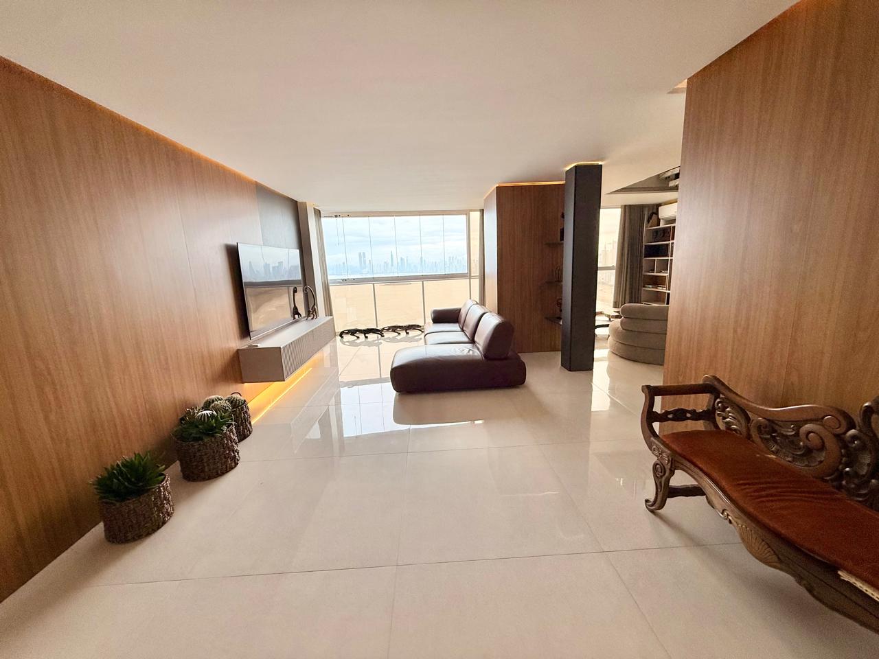 Cobertura Duplex no Ed. Italian Residence em Balneário Camboriú - foto 3