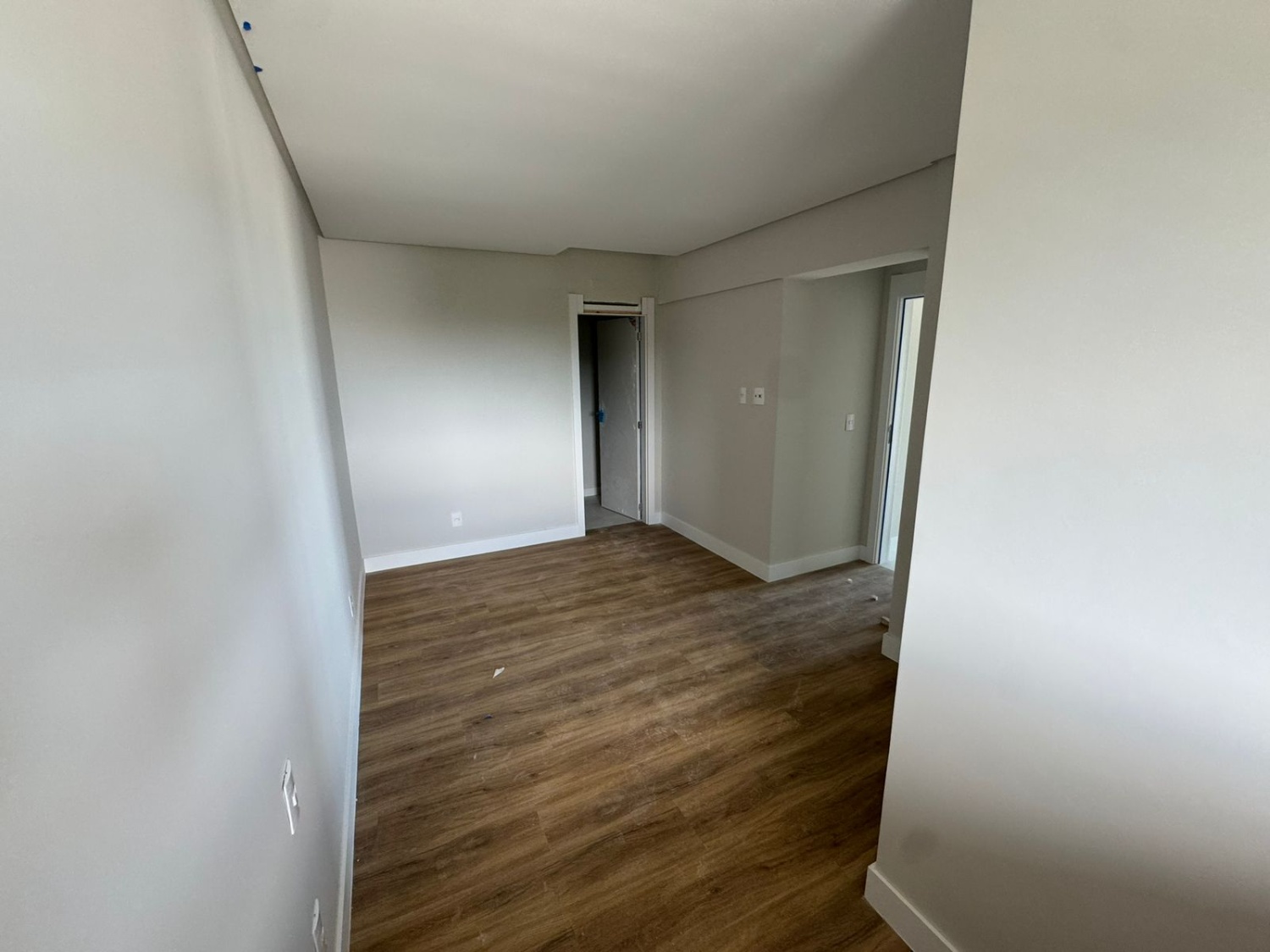 Apartamento no Residencial Sky Brava na Praia Brava - foto 8