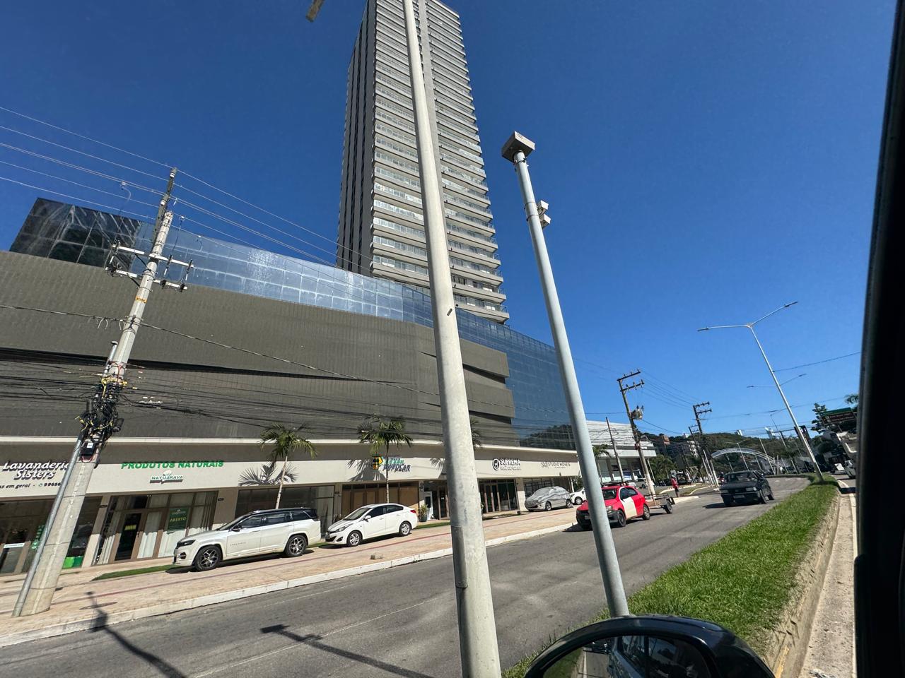 Apartamento no Residencial Sky Brava na Praia Brava - foto 9