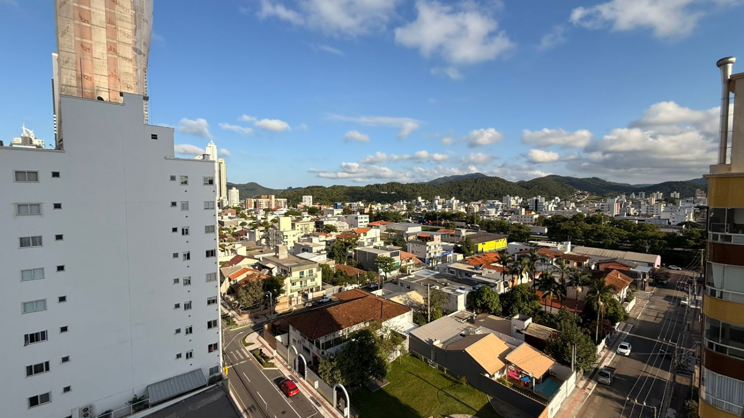 Apartamento no Ed. Arkansas em Balneário Camboriú - foto 9