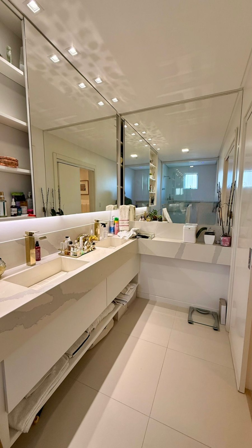 Apartamento no Ed. Arkansas em Balneário Camboriú - foto 14
