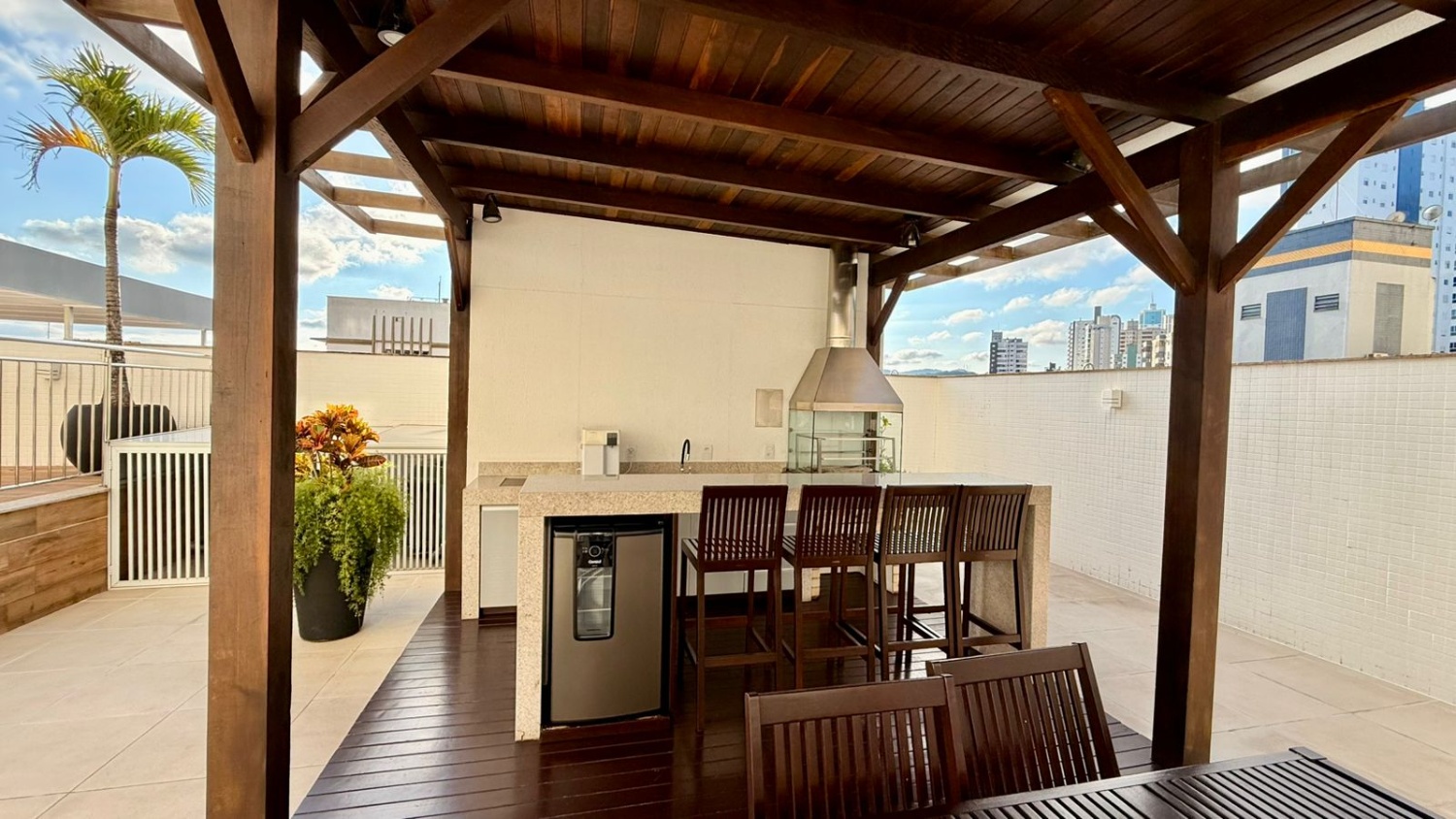 Apartamento no Ed. Arkansas em Balneário Camboriú - foto 23