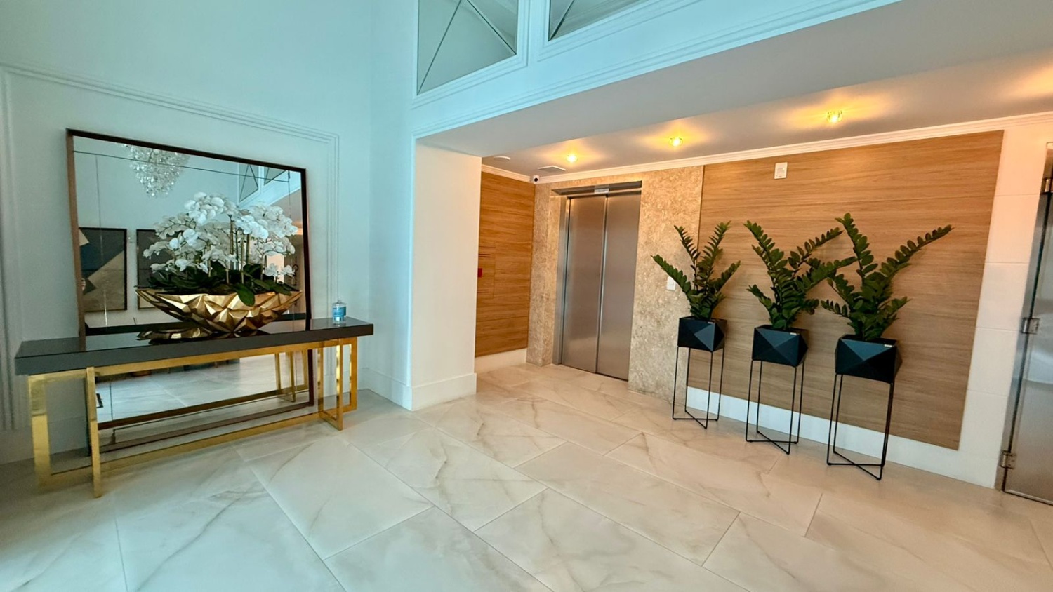 Apartamento no Ed. Arkansas em Balneário Camboriú - foto 25