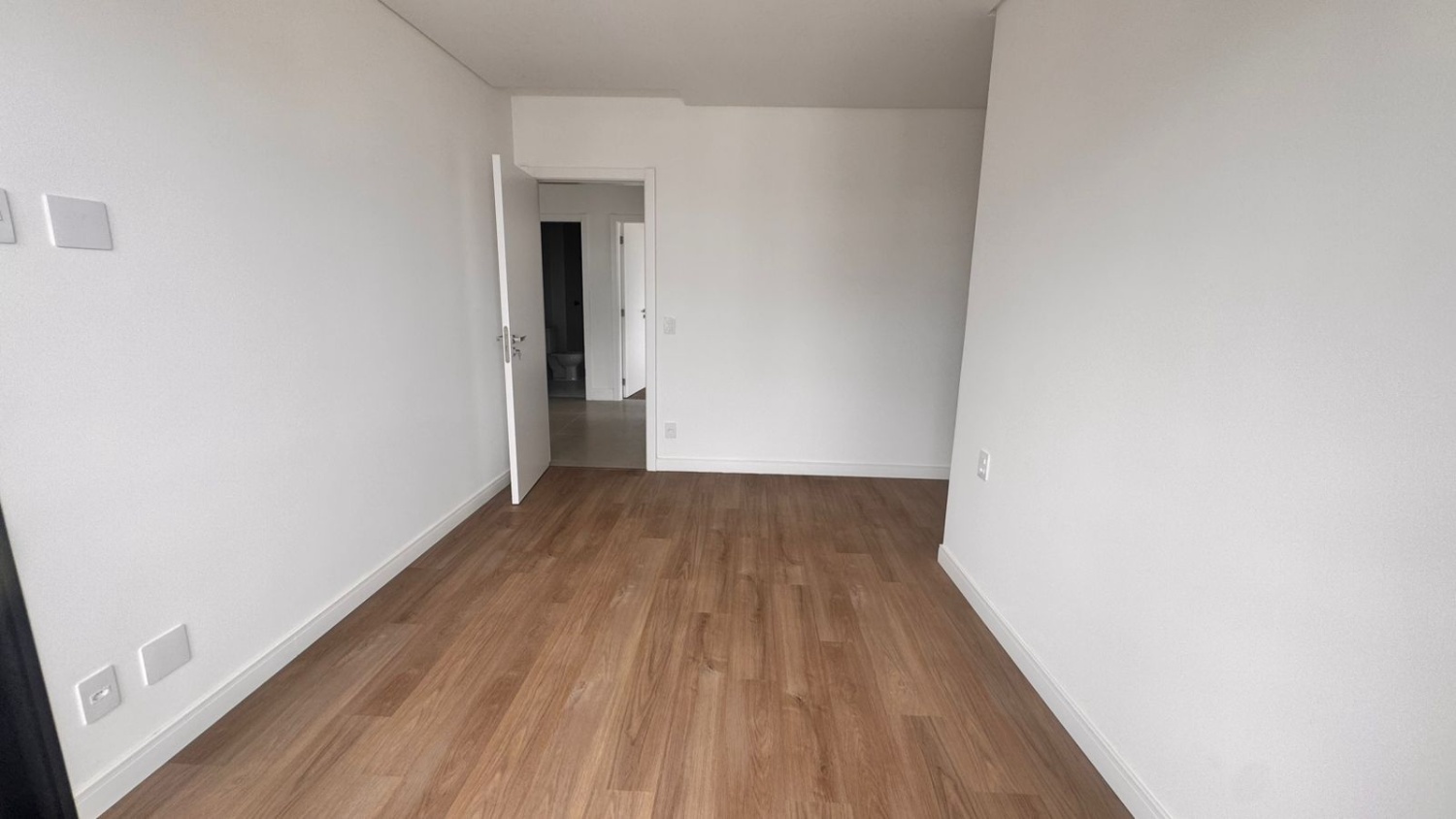 Apartamento no Ed. Brava Vita na Praia Brava - foto 5