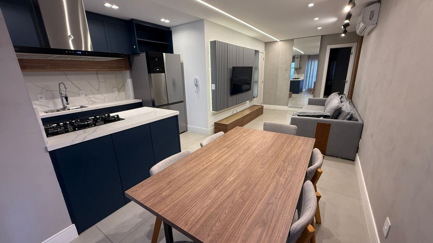 Apartamento no Edifício Brava Unique na Praia Brava - foto 2