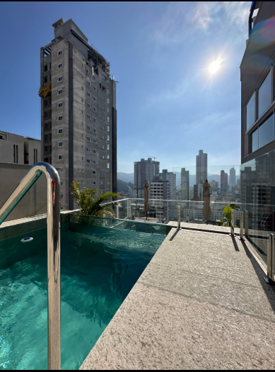 Apartamento no Ed. San Telmo em Balneário Camboriú - foto 13