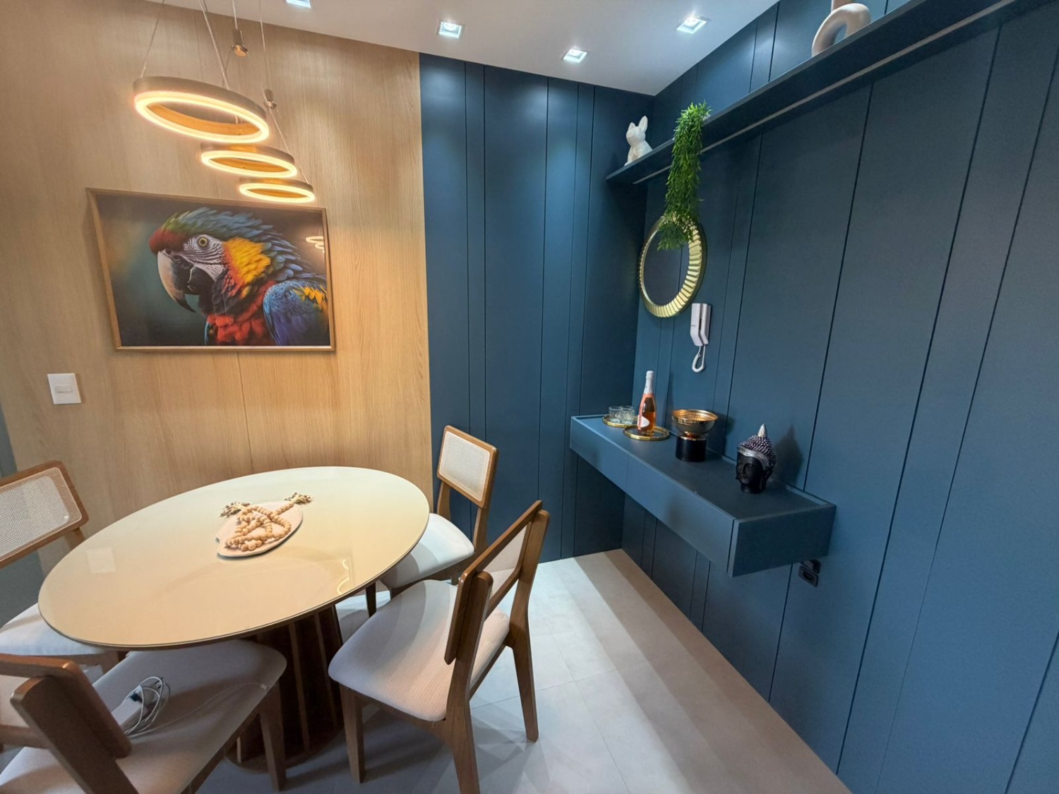 Apartamento no Ed. Portal da Brava em Balneário Camboriú - foto 2