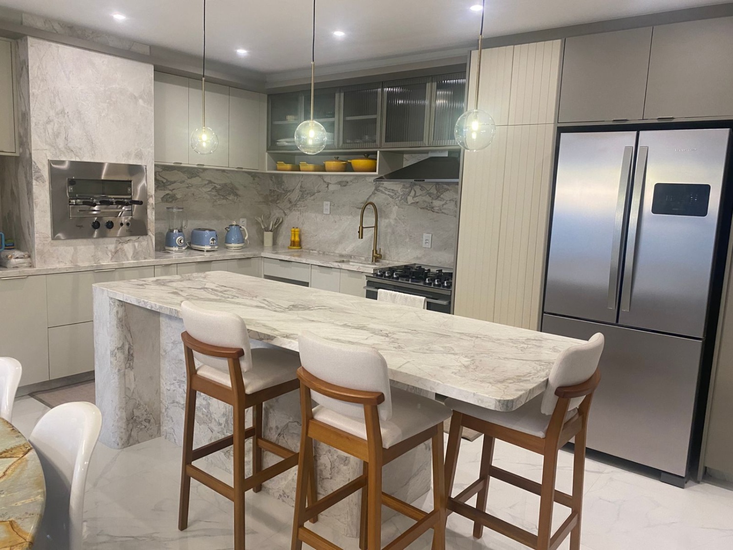 Apartamento no Ed. Horizon Residence em Balneário Camboriú - foto 3