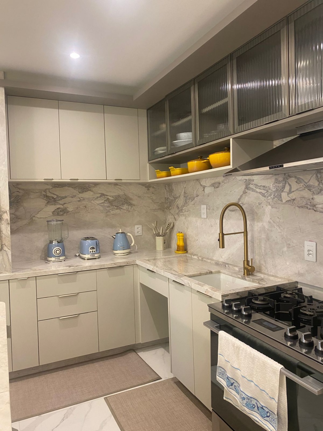 Apartamento no Ed. Horizon Residence em Balneário Camboriú - foto 4