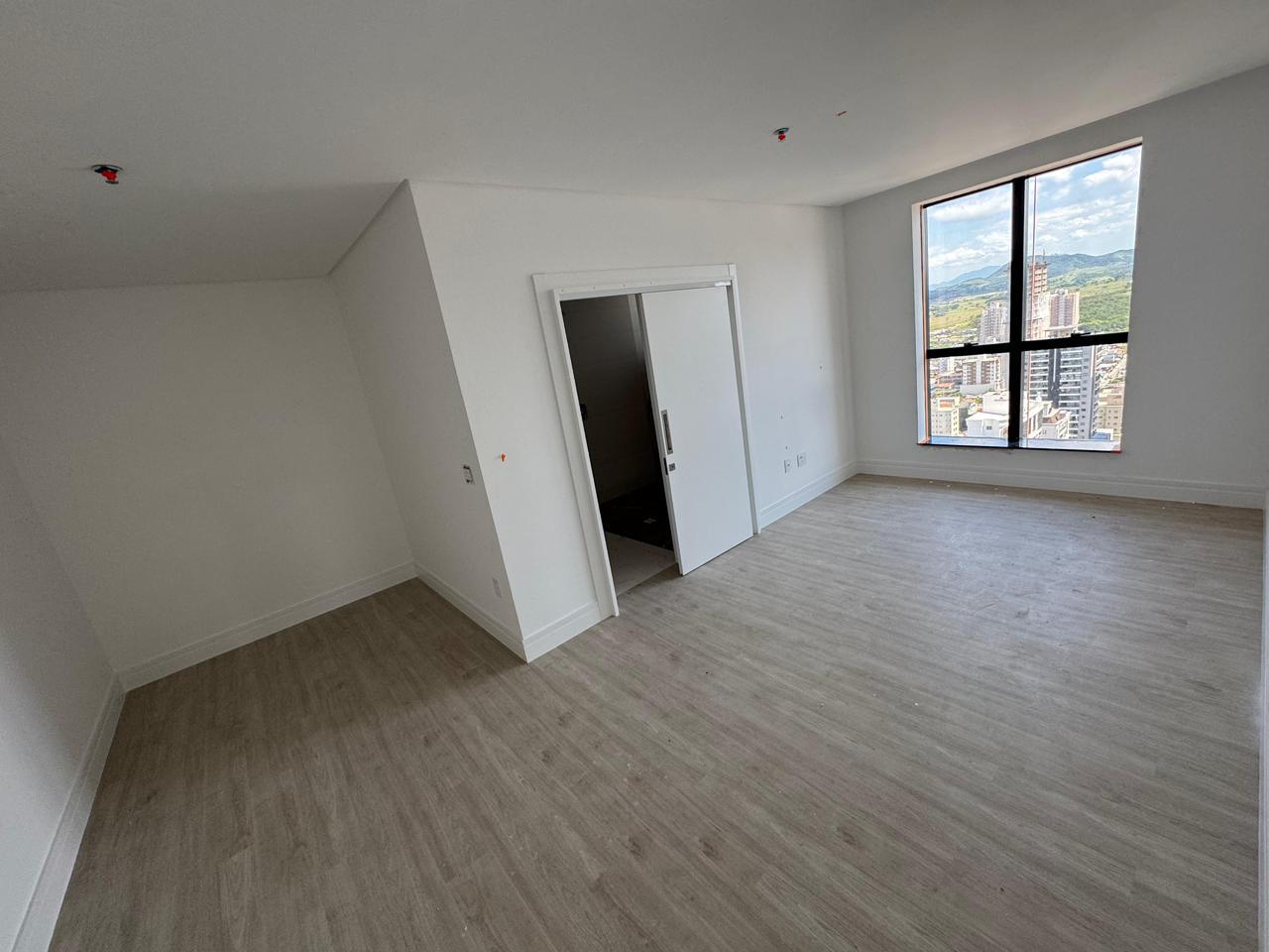 Apartamento no Ed. Dummond Residence em Itapema - foto 5