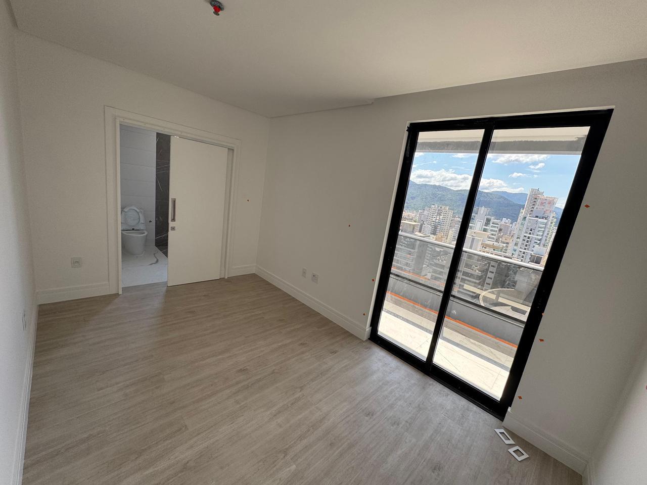 Apartamento no Ed. Dummond Residence em Itapema - foto 8