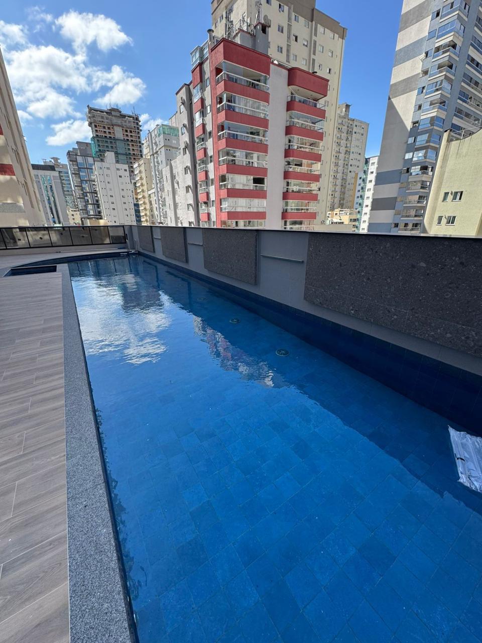 Apartamento no Ed. Dummond Residence em Itapema - foto 27