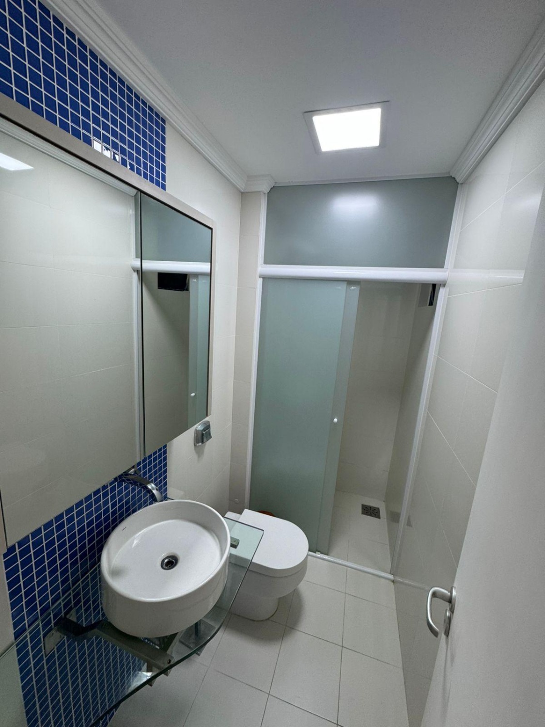 Apartamento no Ed. Residencial Roland Heil em Itapema - foto 6