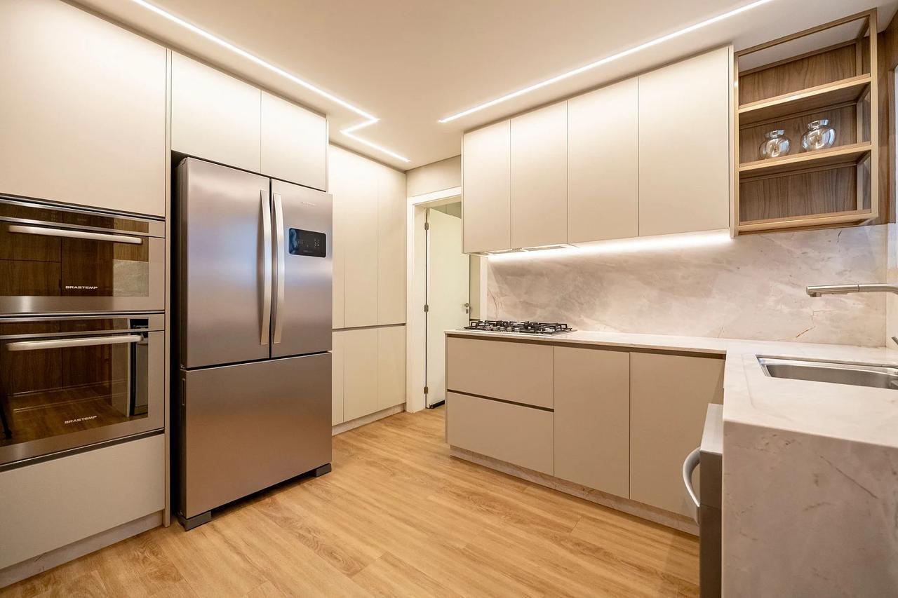 Apartamento no Ed. Peniche Residence em Balneário Camboriú - foto 4