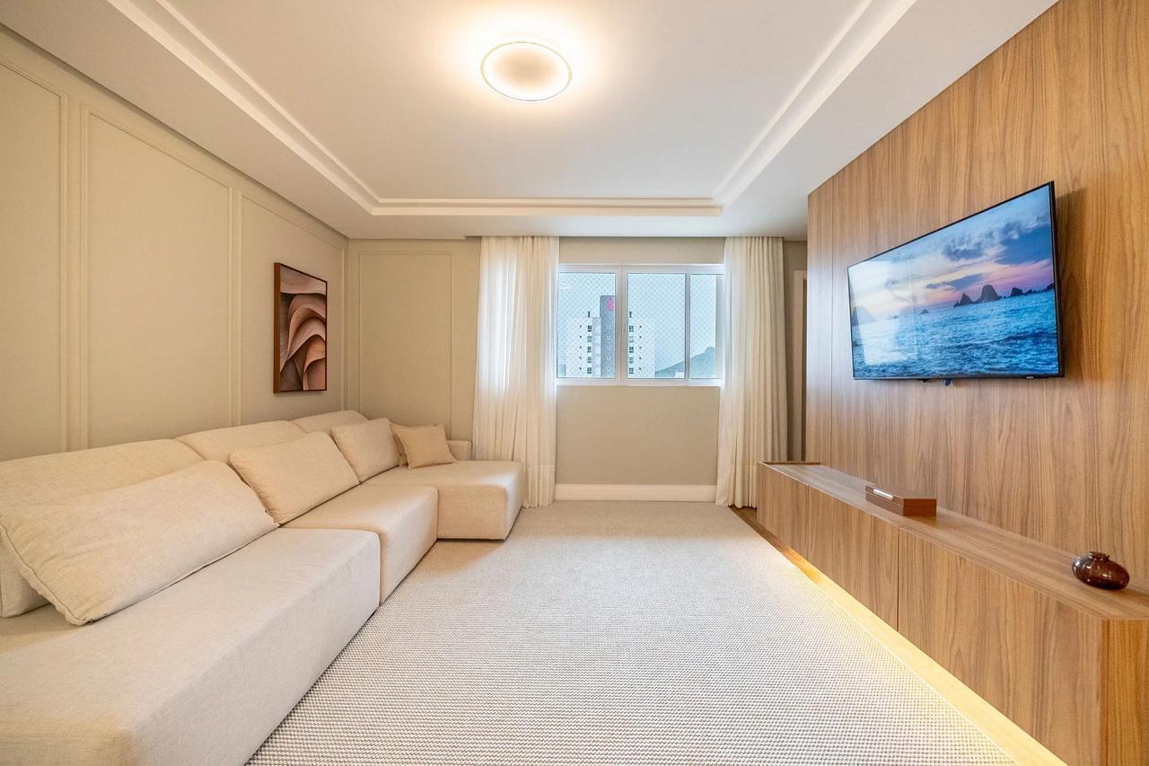 Apartamento no Ed. Peniche Residence em Balneário Camboriú - foto 7