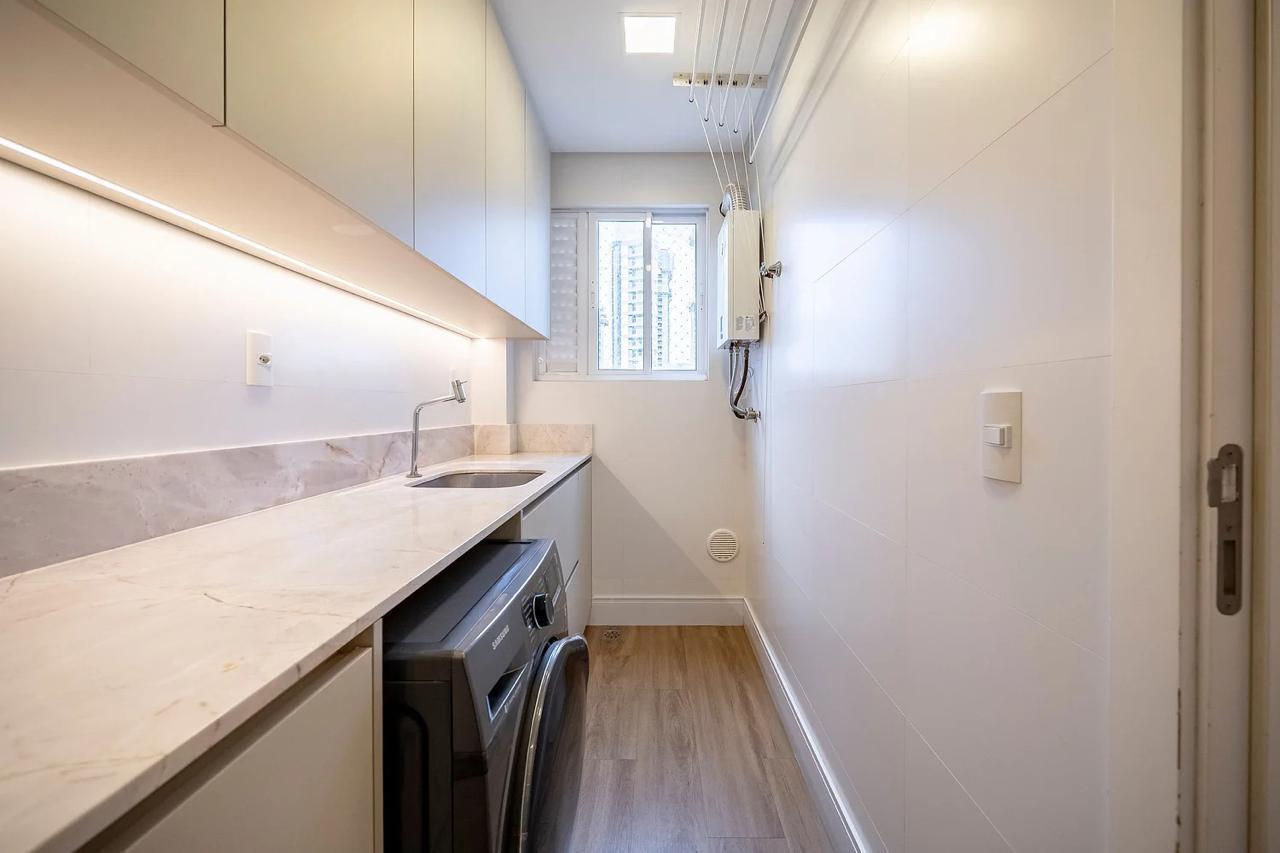 Apartamento no Ed. Peniche Residence em Balneário Camboriú - foto 25