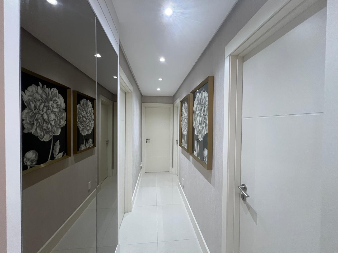 Apartamento no Ed. Alameda Jardins em Balneário Camboriú - foto 9