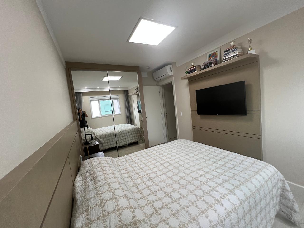 Apartamento no Ed. Alameda Jardins em Balneário Camboriú - foto 18