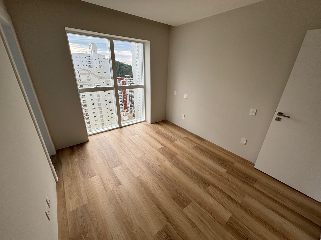 Apartamento no Ed. Skyline em Balneário Camboriú - foto 18
