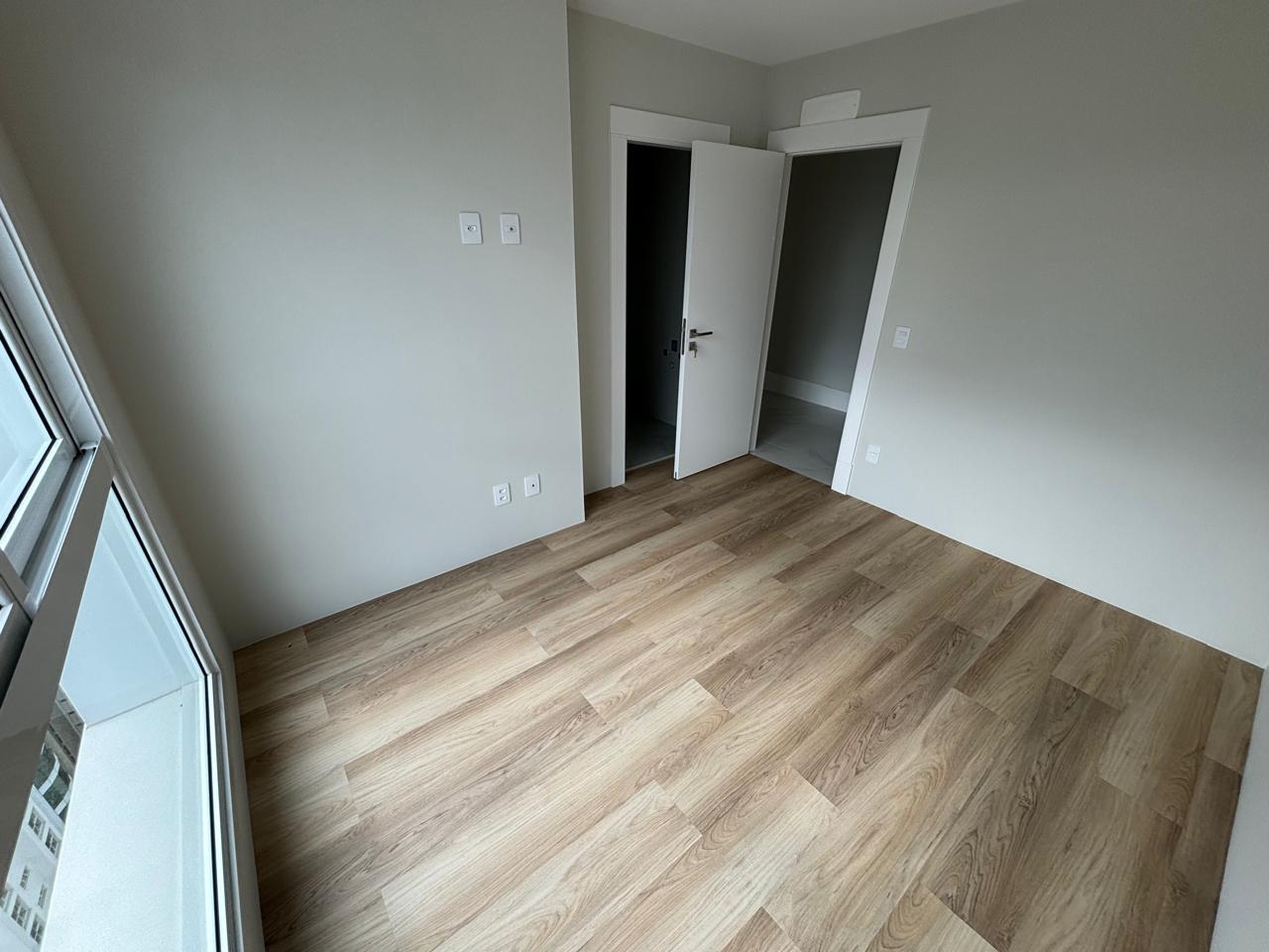 Apartamento no Ed. Skyline em Balneário Camboriú - foto 19