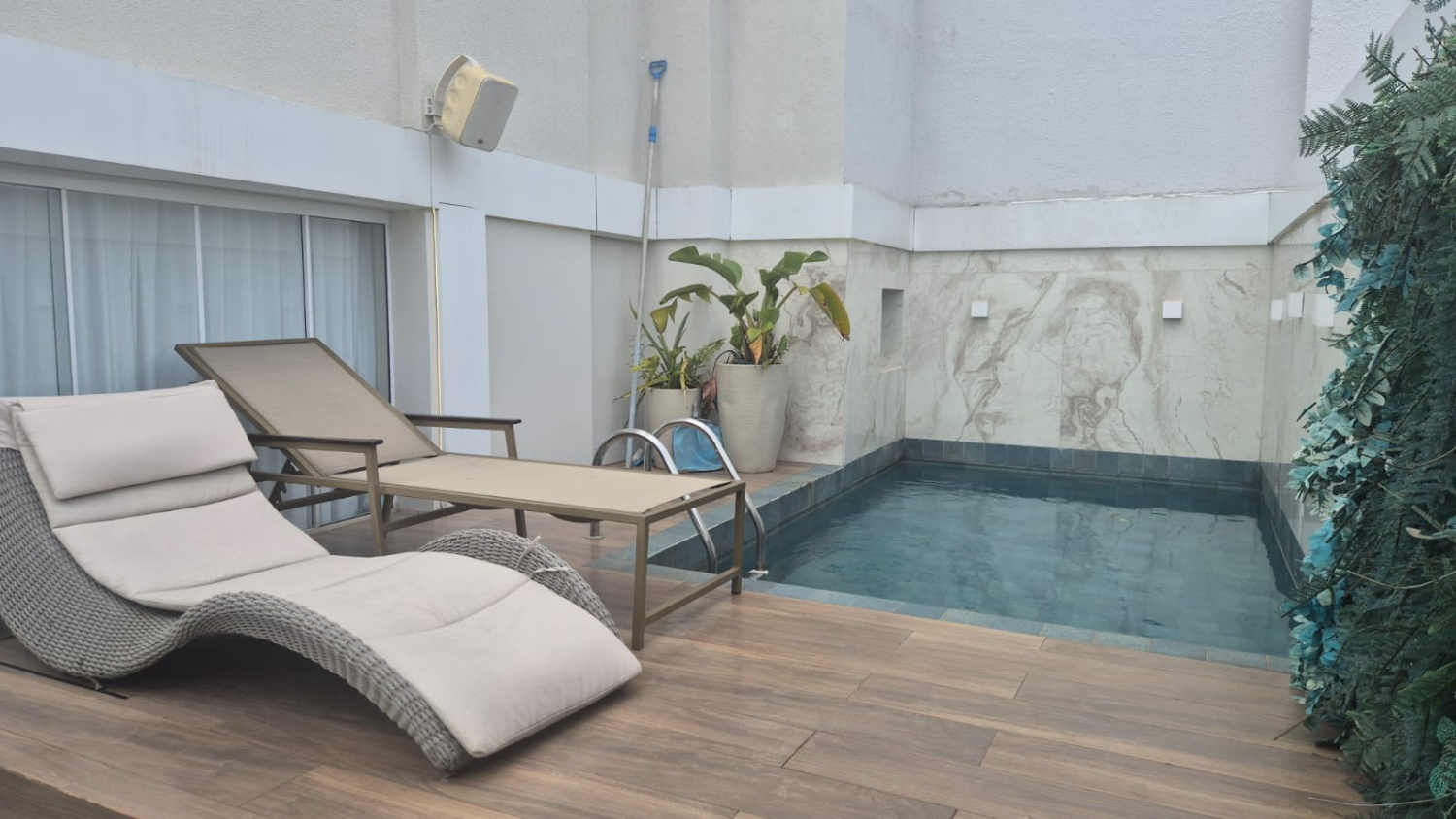 Cobertura Duplex no Ed. Costa Splendida em Balneário Camboriú - foto 23