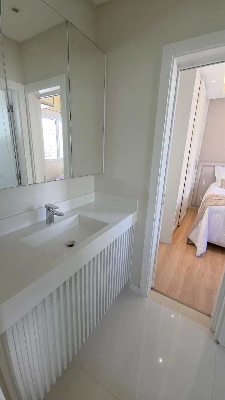Apartamento no Ed. Torre Esmeralda em Balneário Camboriú - foto 7