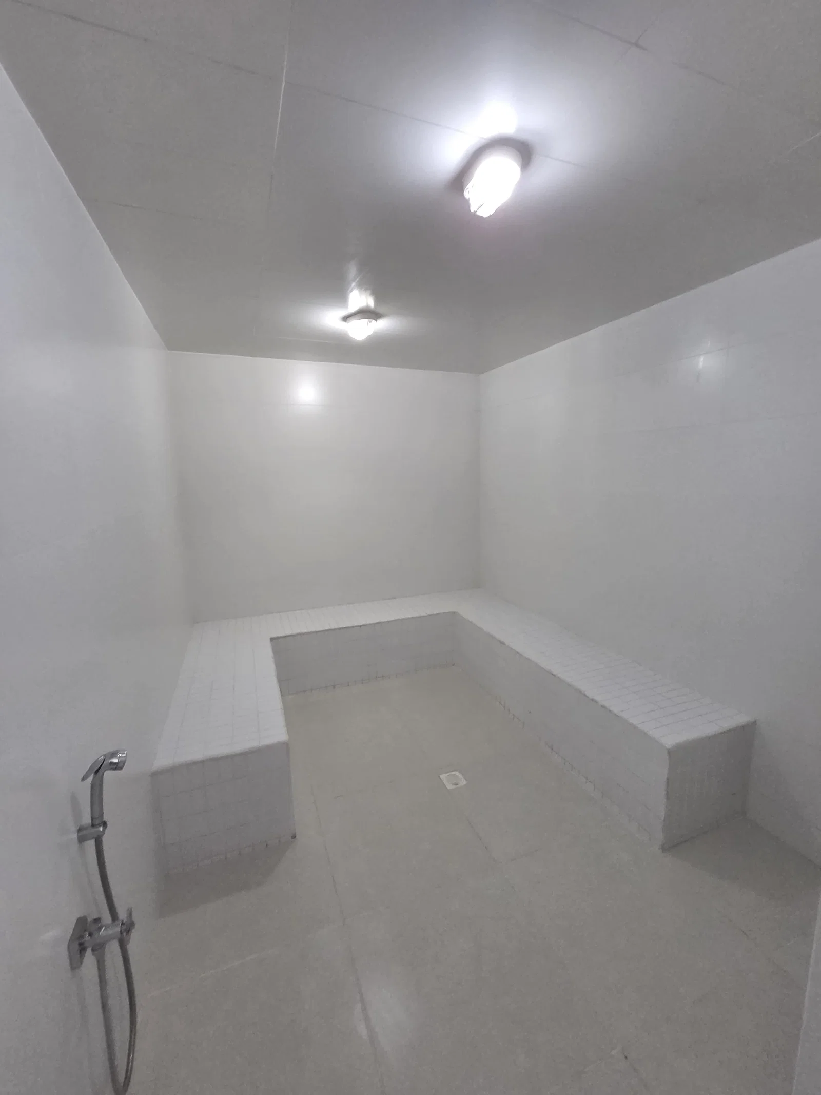 Apartamento no Ed. Torre Esmeralda em Balneário Camboriú - foto 15