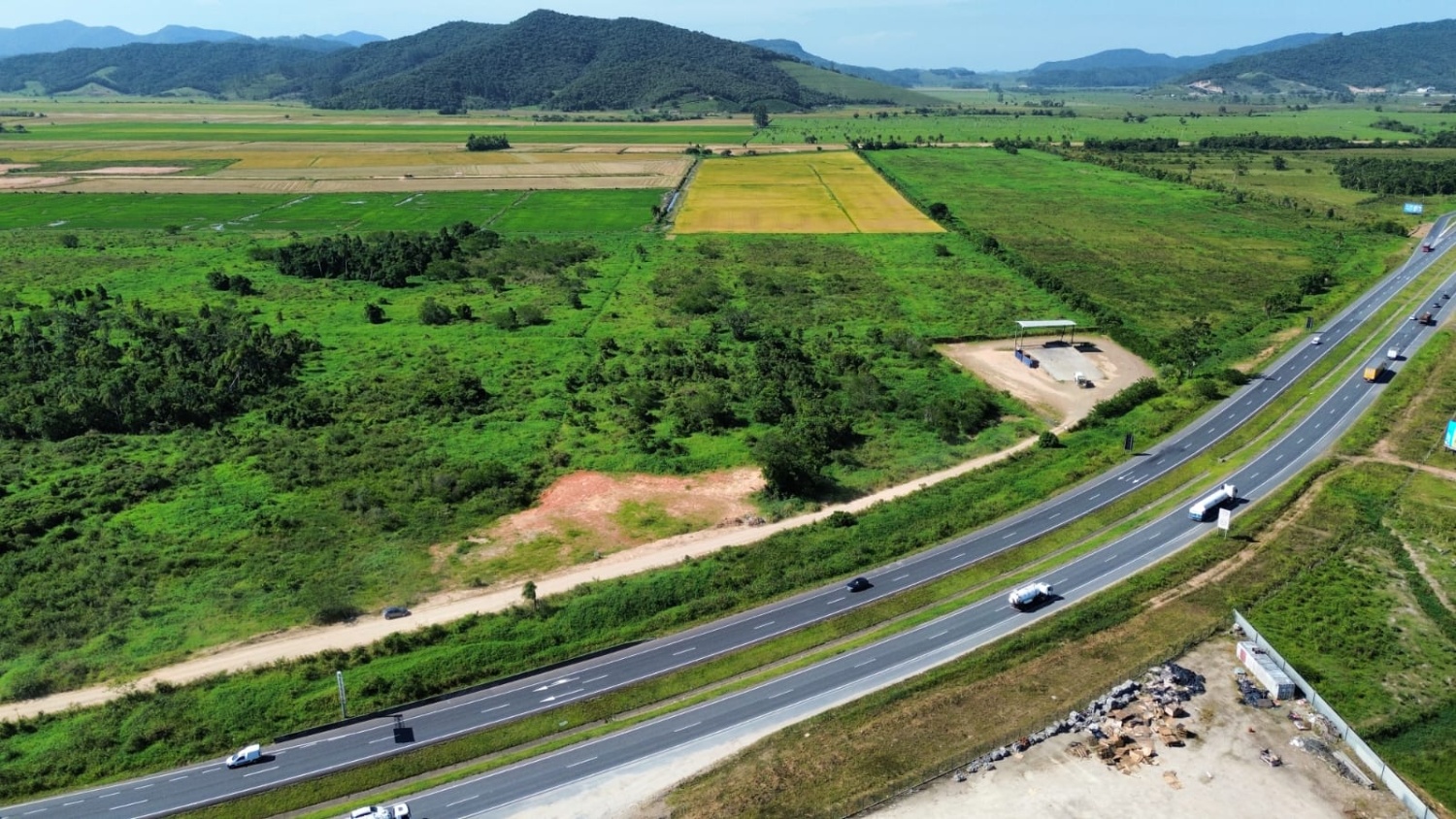 Área de Terra em Ilhota - SC na BR-470 - foto 6