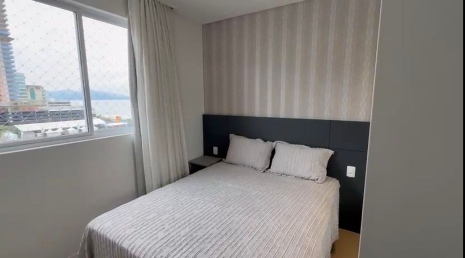Apartamento no Ed. Spazio DArt Residence em Meia Praia - Itapema - foto 12