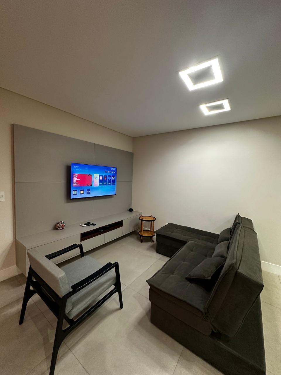 Apartamento no Ed. Aquamarine Residence na Praia Brava - foto 5