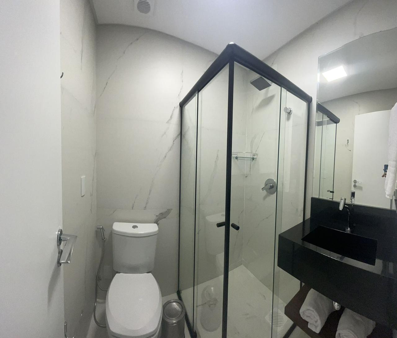 Apartamento no Ed. Aquamarine Residence na Praia Brava - foto 16