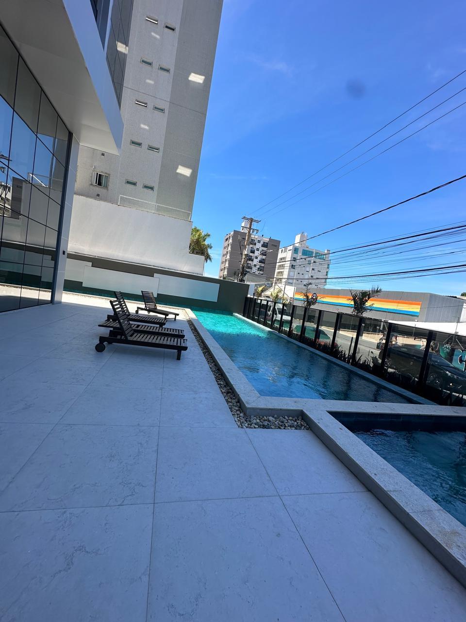 Apartamento no Ed. Aquamarine Residence na Praia Brava - foto 17