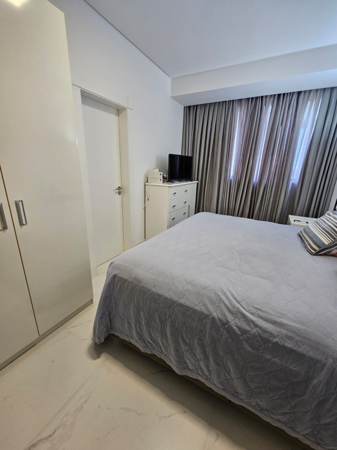 Apartamento no Ed. Carmel Residence em Itapema - foto 12