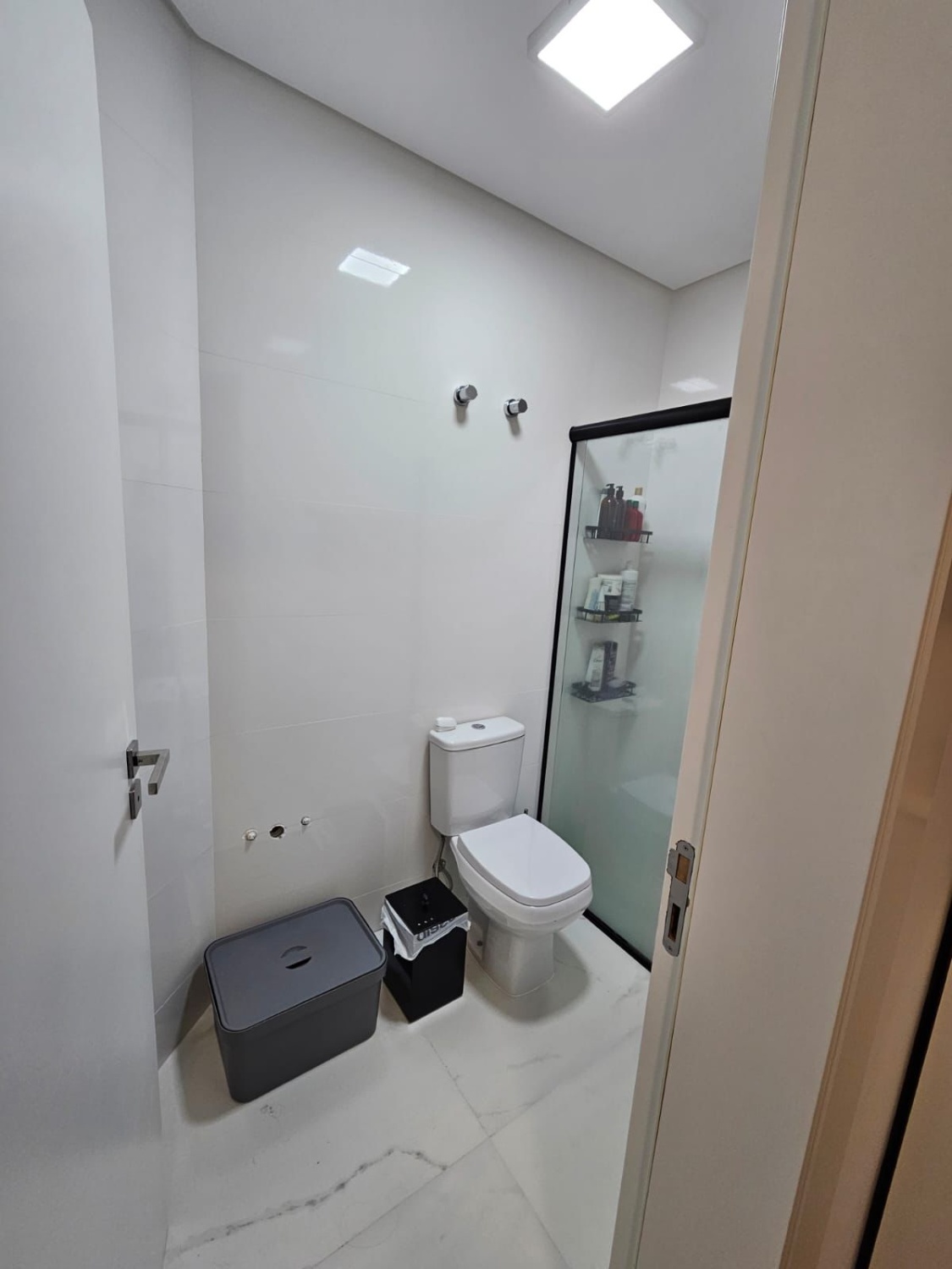 Apartamento no Ed. Carmel Residence em Itapema - foto 15