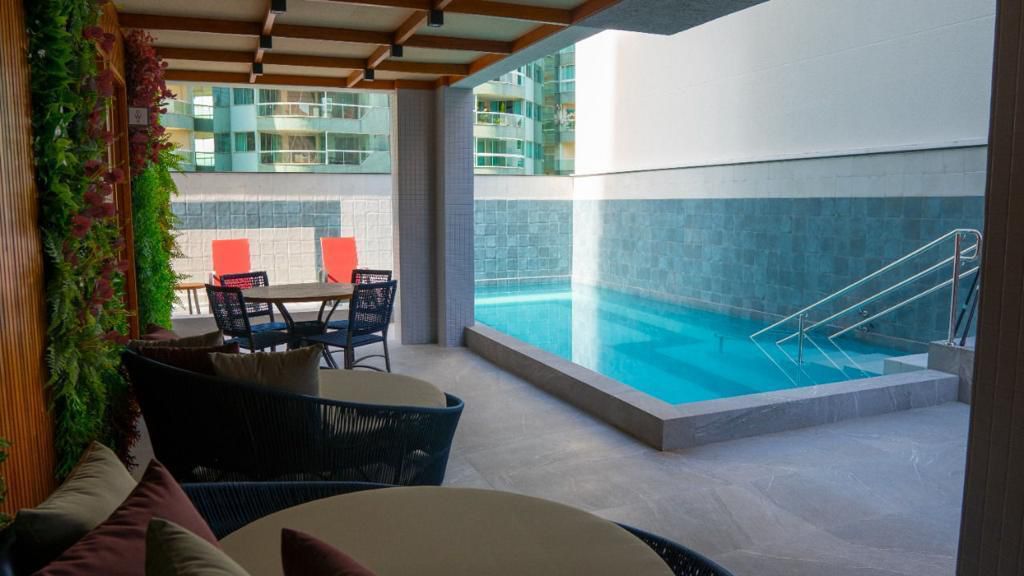 Apartamento no Ed. Carmel Residence em Itapema - foto 21