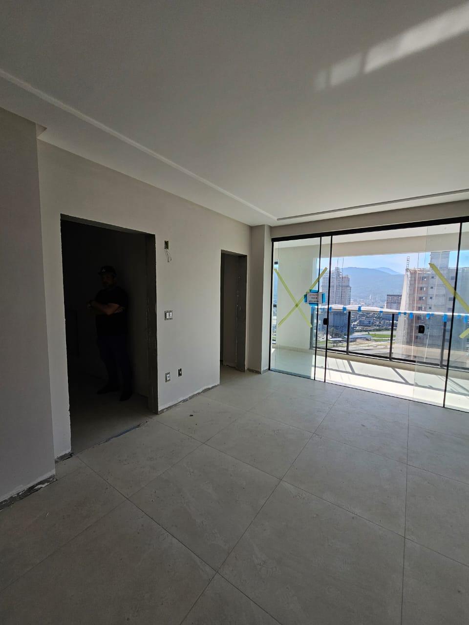 Apartamento no Ed. Sunny Place em Itapema - foto 3