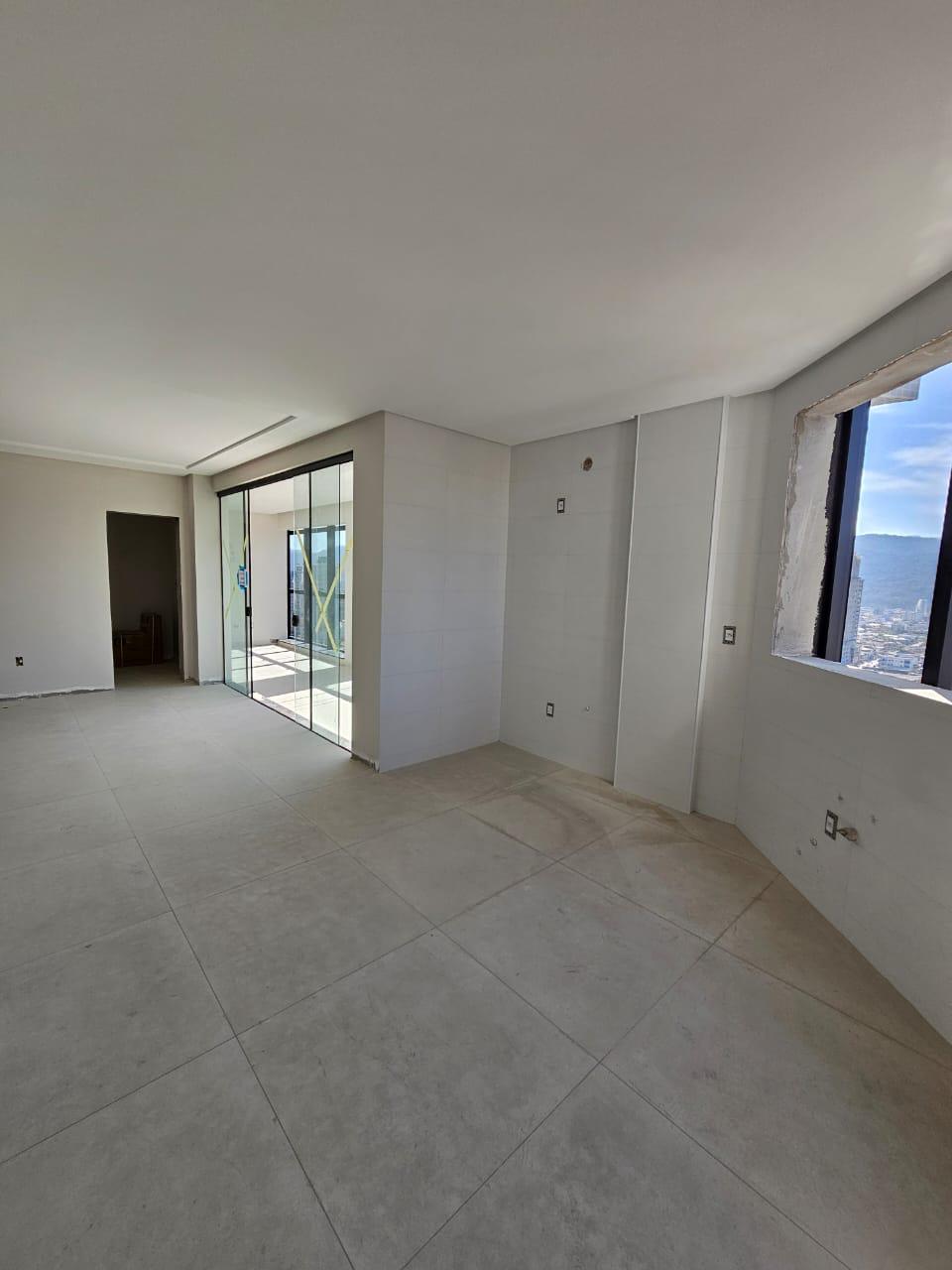Apartamento no Ed. Sunny Place em Itapema - foto 11