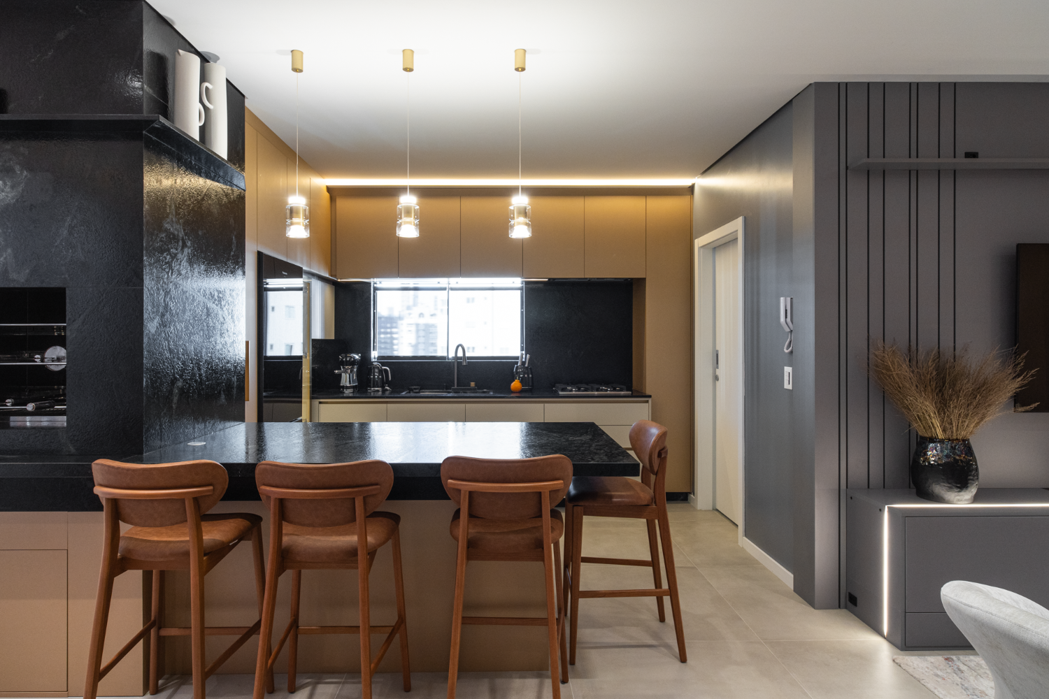 Apartamento no Ed. Farol de Valença em Balneário Camboriú - foto 4