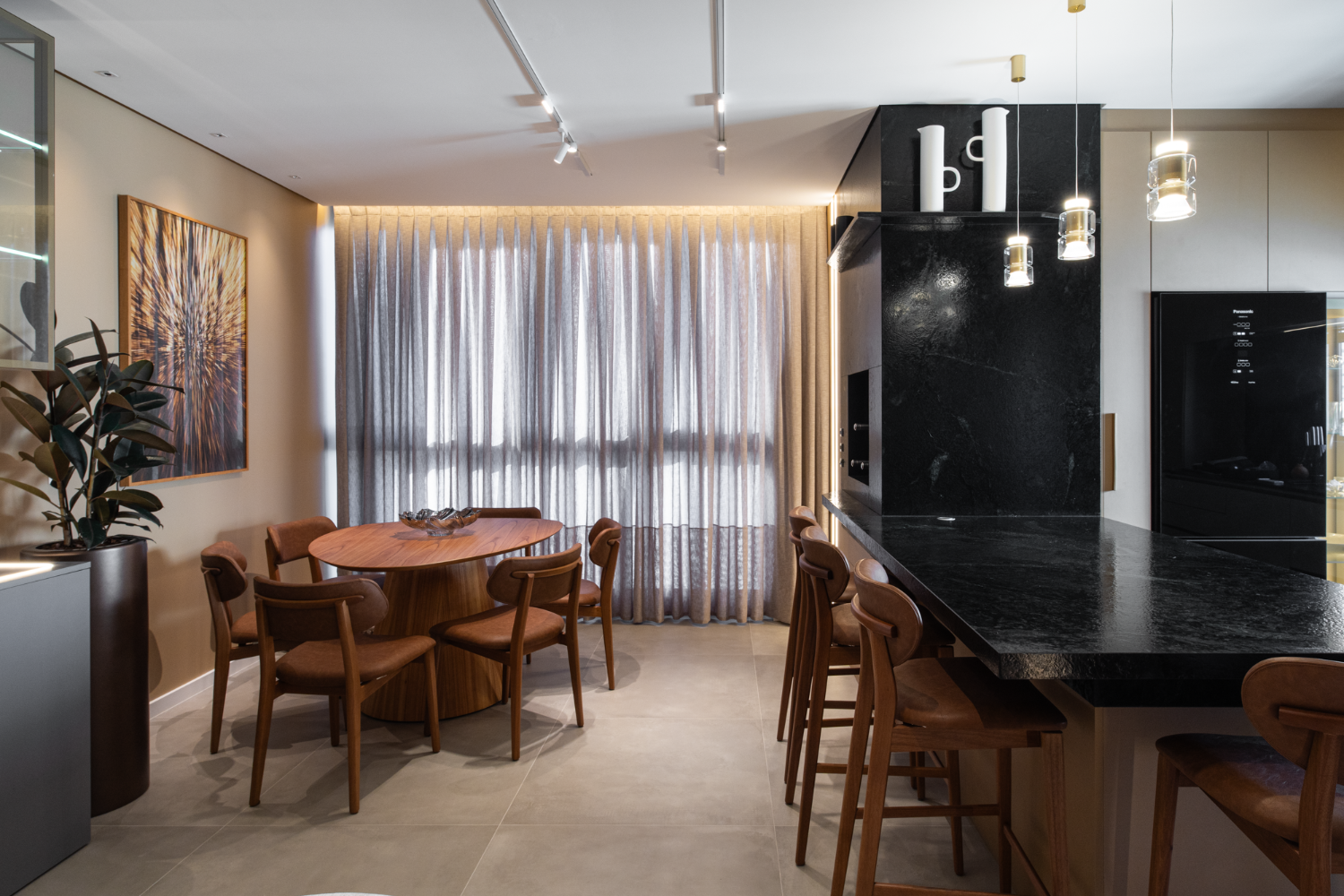 Apartamento no Ed. Farol de Valença em Balneário Camboriú - foto 5