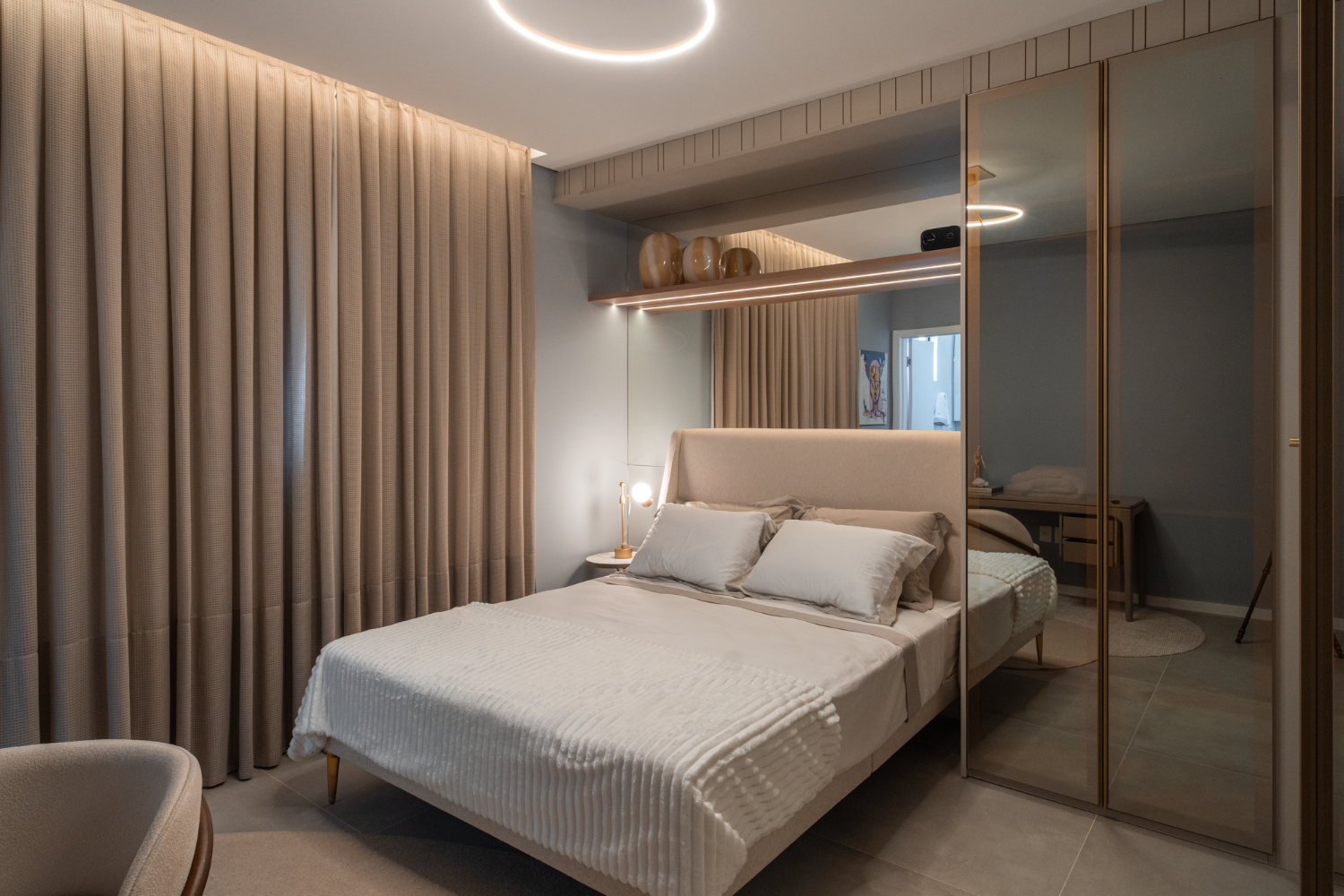 Apartamento no Ed. Farol de Valença em Balneário Camboriú - foto 11