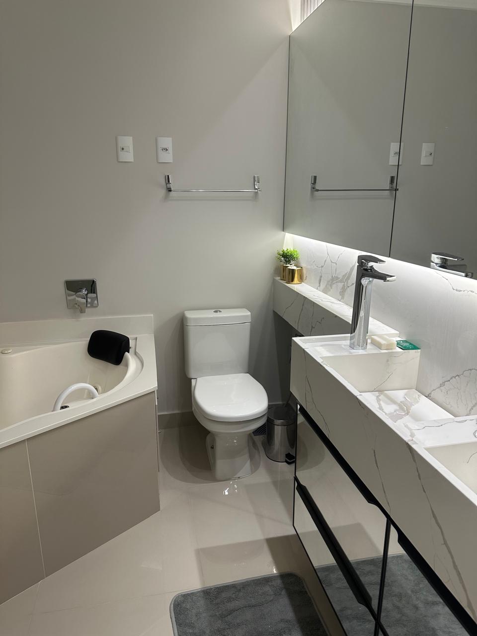 Apartamento no Ed. Vision Tower em Balneário Camboriú - foto 22
