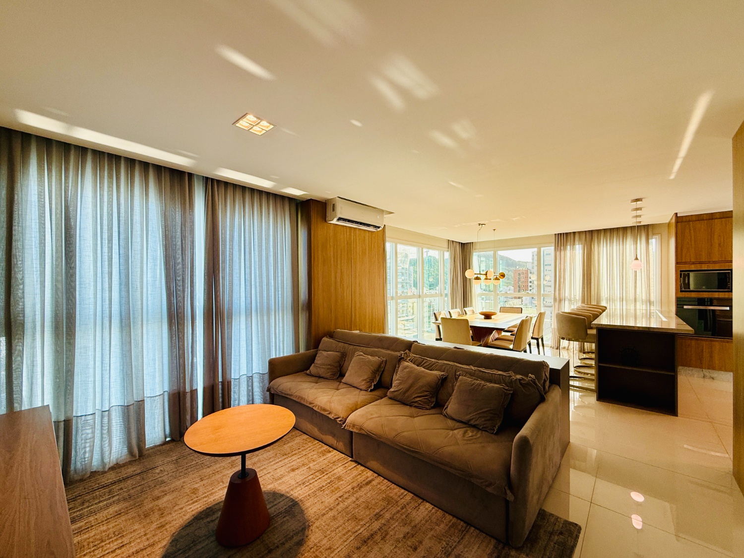 Apartamento no Ed. Eleganza Tower em Balneário Camboriú - foto 5
