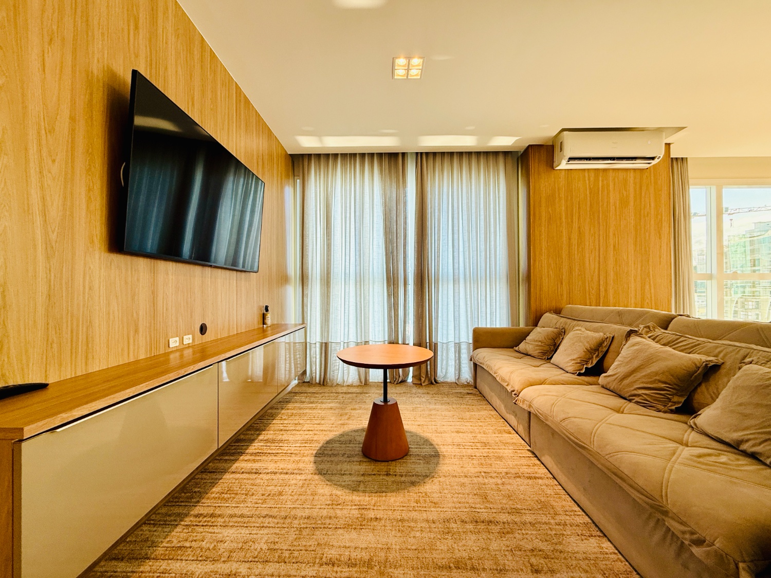 Apartamento no Ed. Eleganza Tower em Balneário Camboriú - foto 9