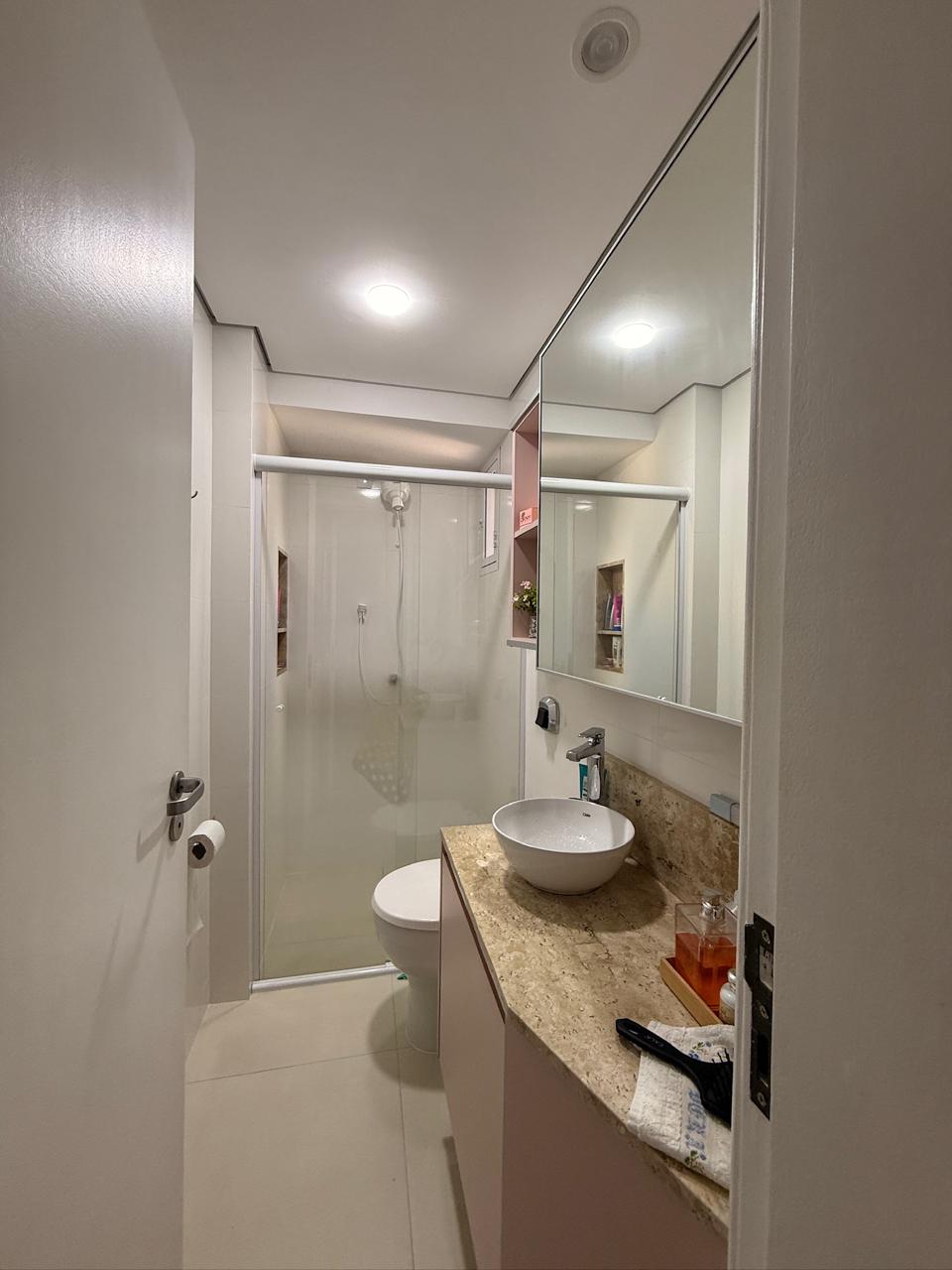 Apartamento no Ed. Sol Nascente em Balneário Camboriú - foto 6