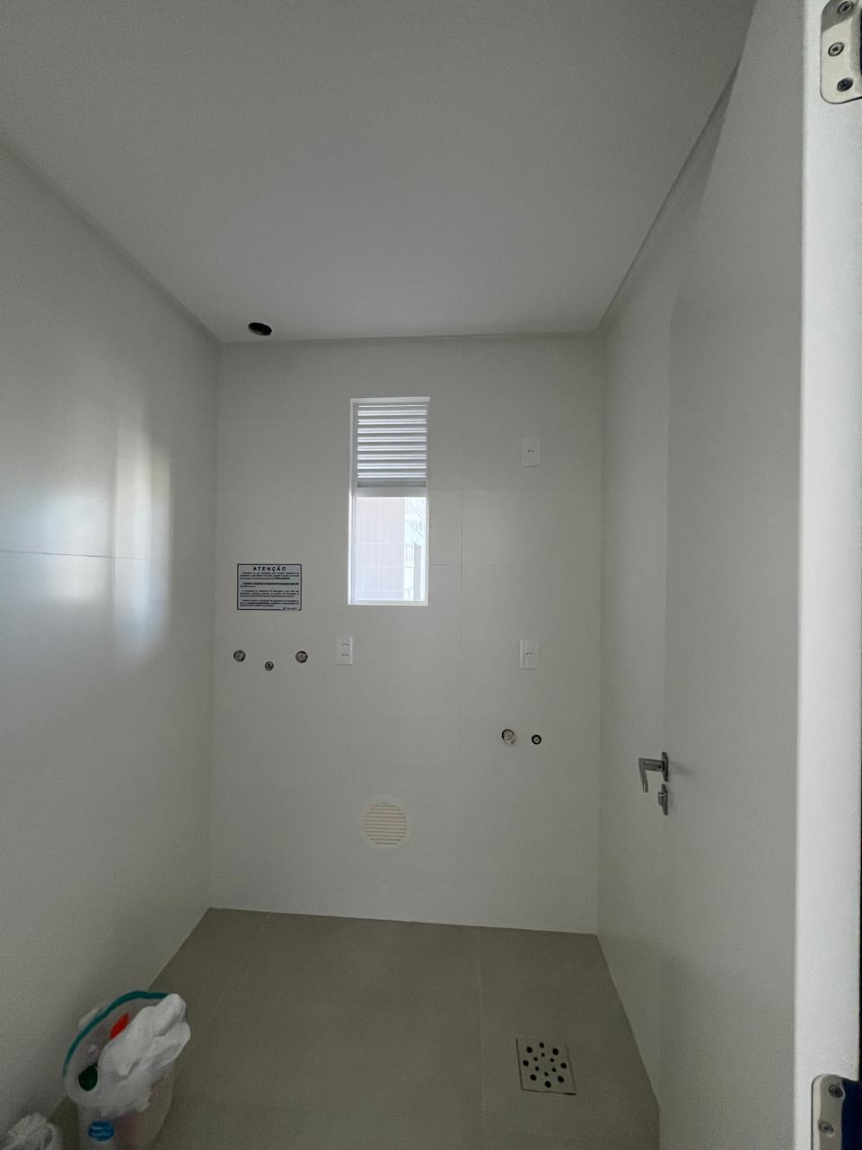 Apartamento no Ed. Pleniluni em Meia Praia - Itapema - foto 3