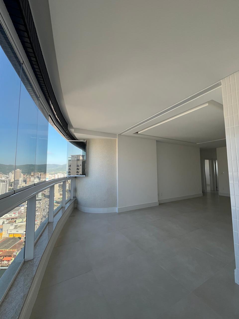 Apartamento no Ed. Pleniluni em Meia Praia - Itapema - foto 7