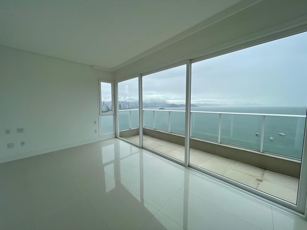 Cobertura Triplex no Ed. Gran Palazzo em Balneário Camboriú - foto 7