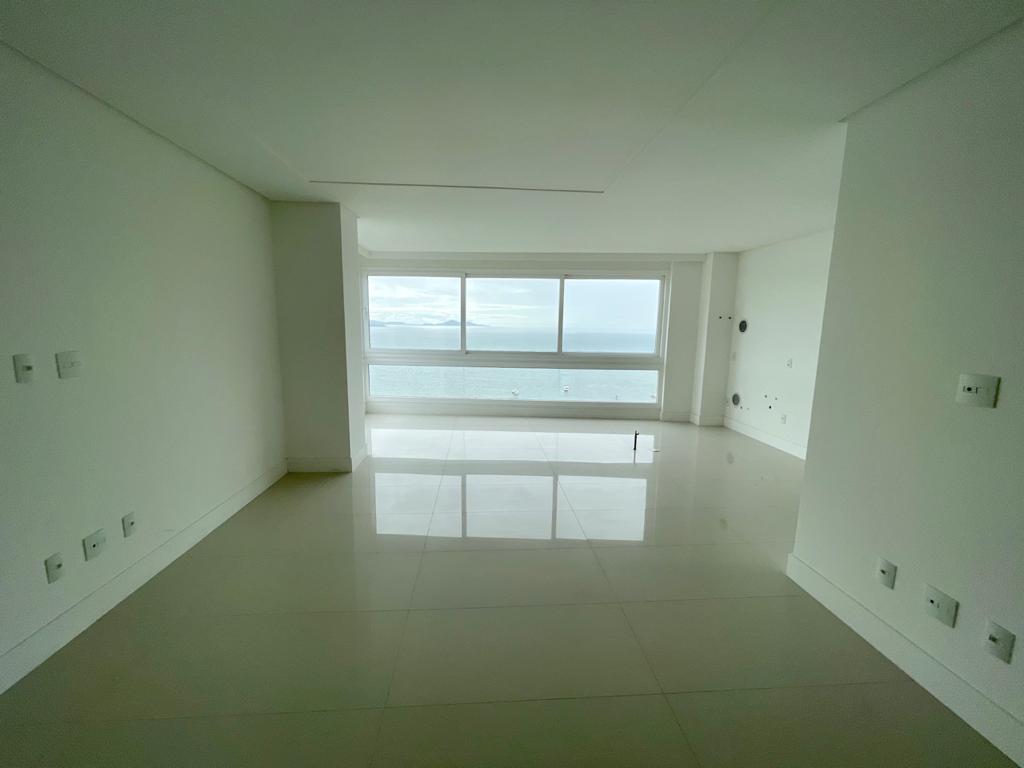 Cobertura Triplex no Ed. Gran Palazzo em Balneário Camboriú - foto 26