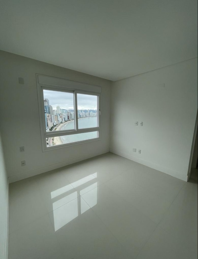 Cobertura Triplex no Ed. Gran Palazzo em Balneário Camboriú - foto 32